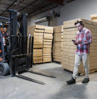 Distractions Contribute to Slip, Trip and Fall Injuries